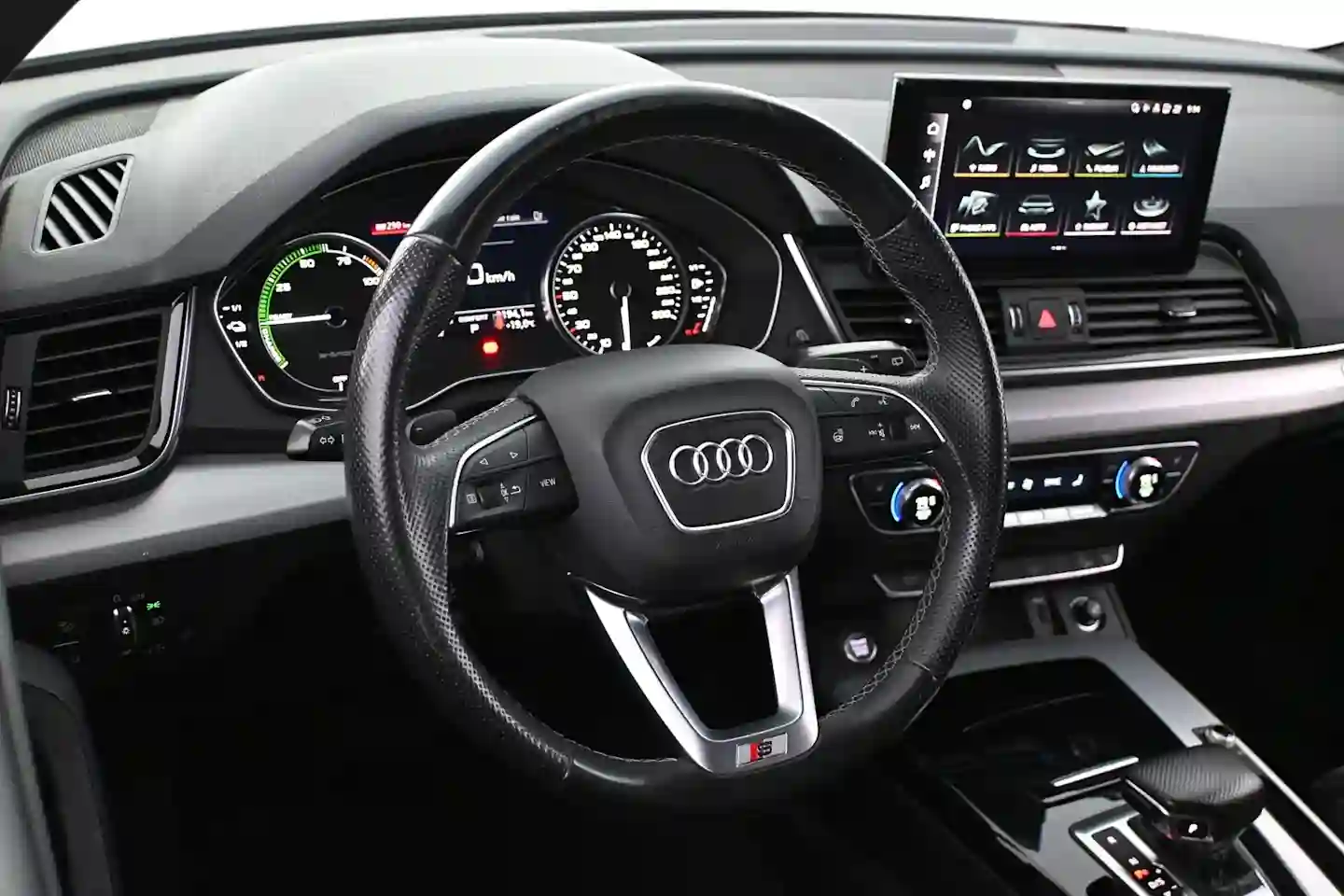 Car Image - 27QmQ9zfGBD6VHxK5mPBhl