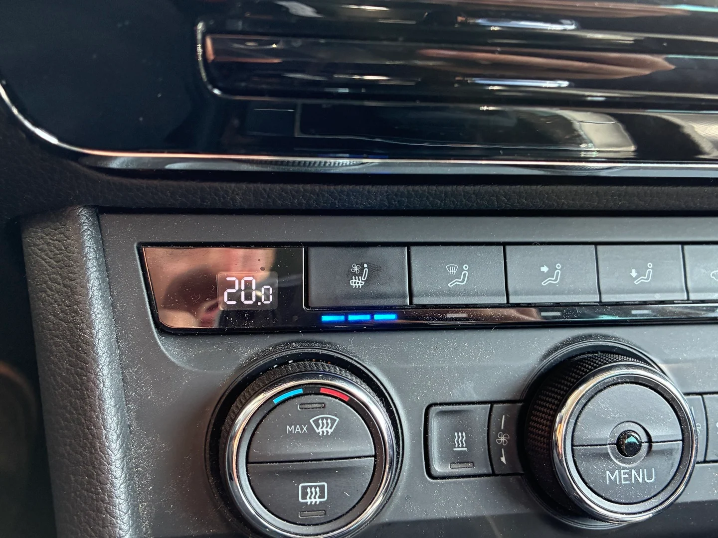 Car Image - 4qRZ4D4Fl34h0bONqyzTJV