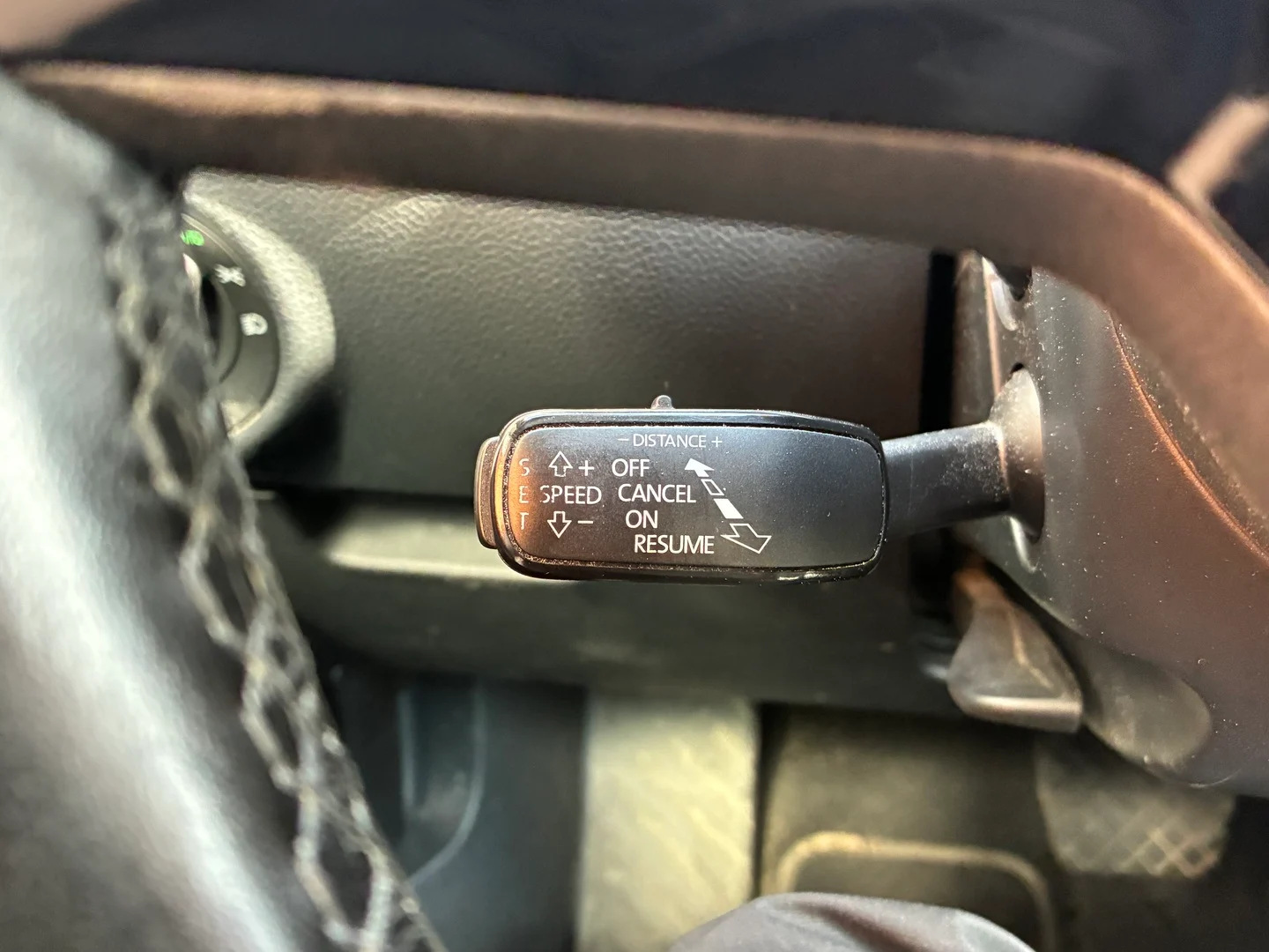 Car Image - 4qRZ4D4Fl34h0bONqyzTJV