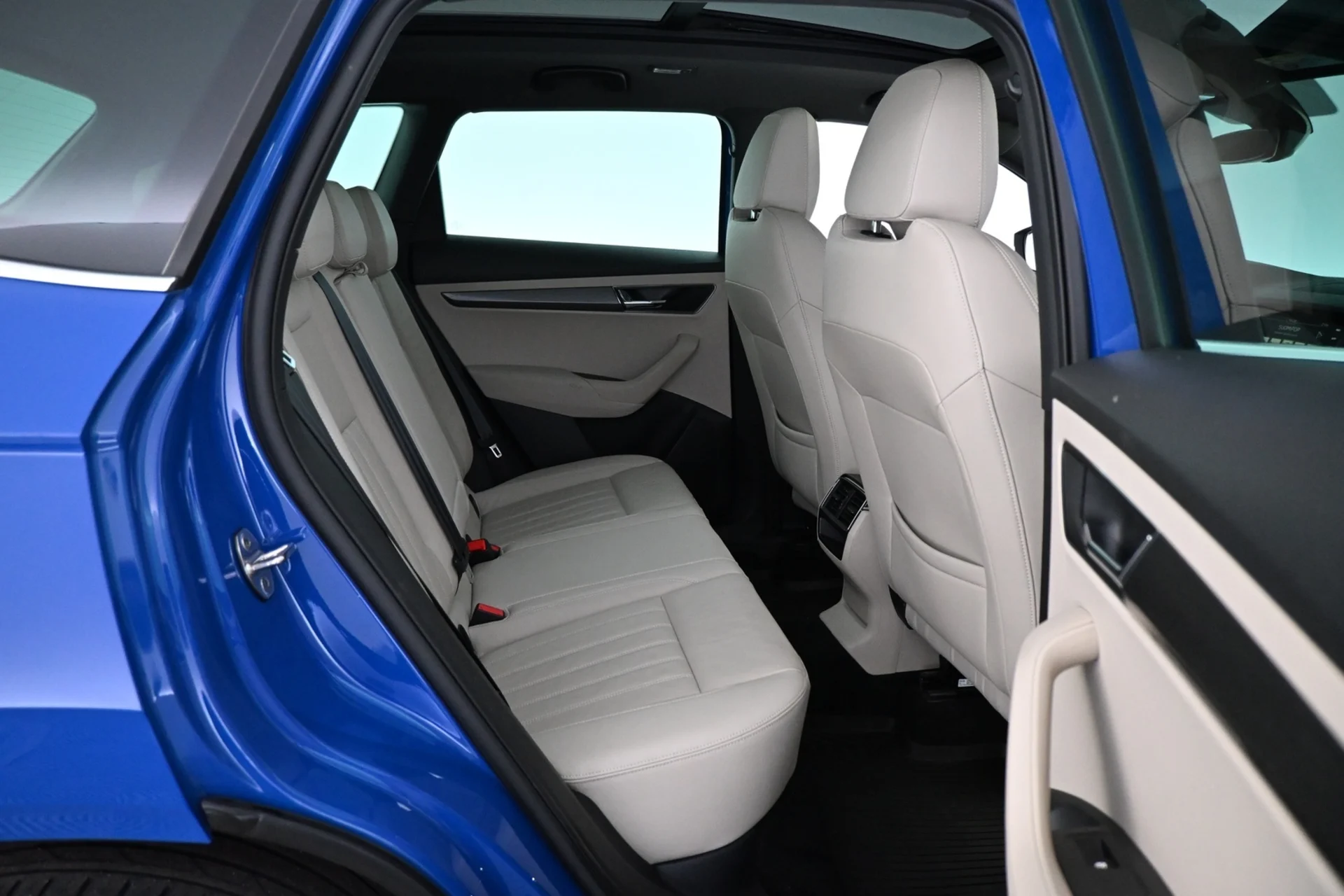 Car Image - 2g1kbCqL9aToLBuHuPmHzk