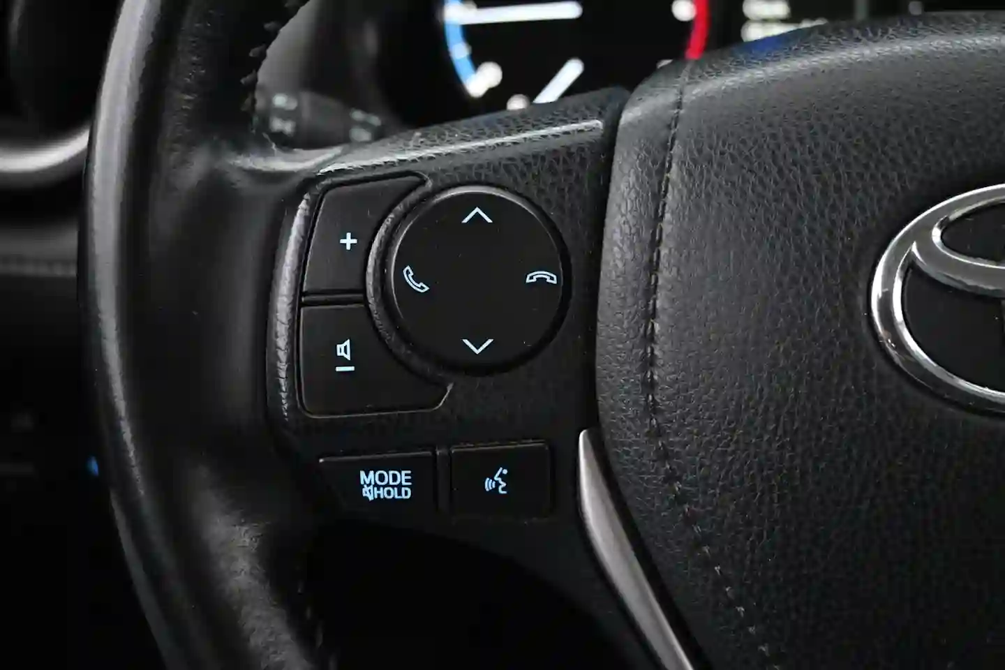 Car Image - 4dysCrkxrcamus2g51ecmc