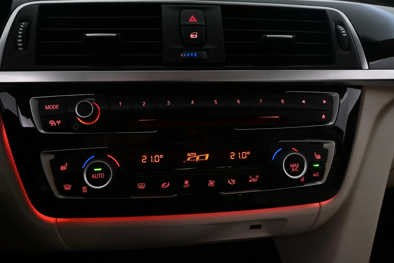 Car Image - 3fEqbRJecv8zDMR6pct7WH