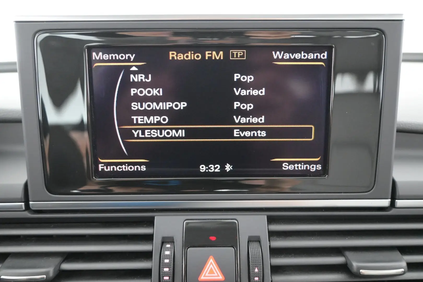 Car Image - 2U8dq7004scxgrffprvUAM