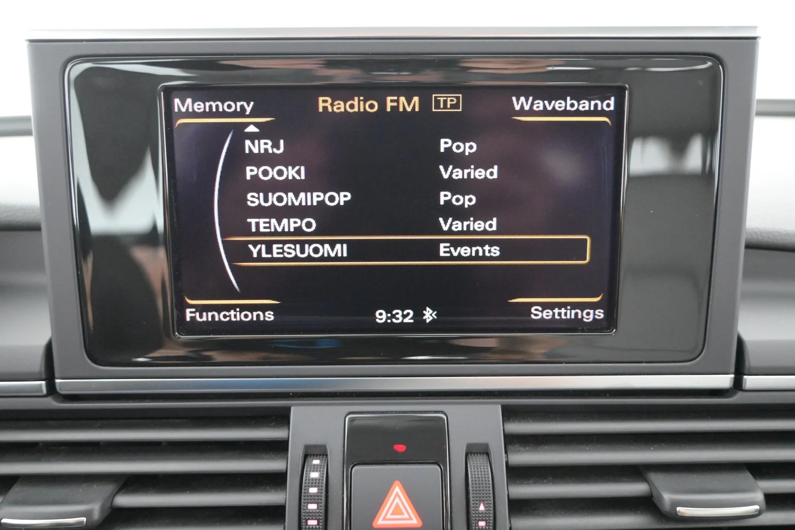 Car Image - 2U8dq7004scxgrffprvUAM