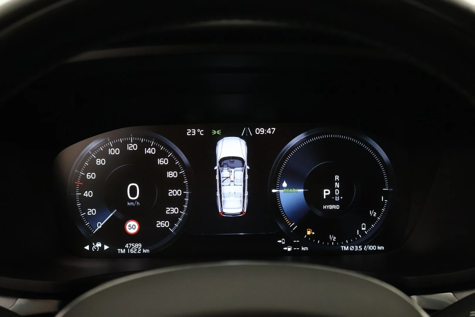 Car Image - 7HbRmK4iwWCt7UxQaiUrYh