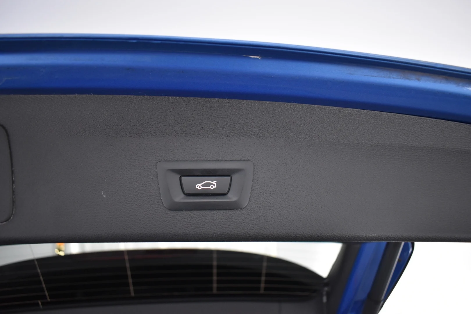 Car Image - 1x1AG3TxLNEnjLxMxMH1fR