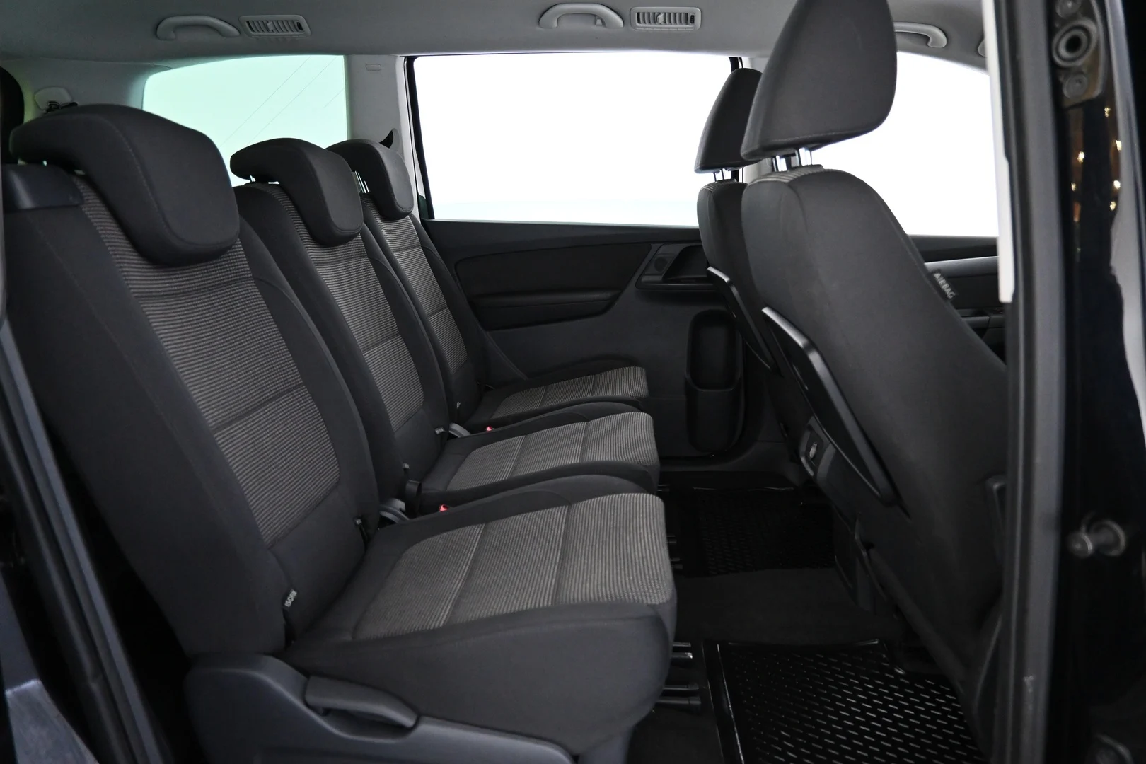 Car Image - Z2ohm3VtseqFWD9pNlICq