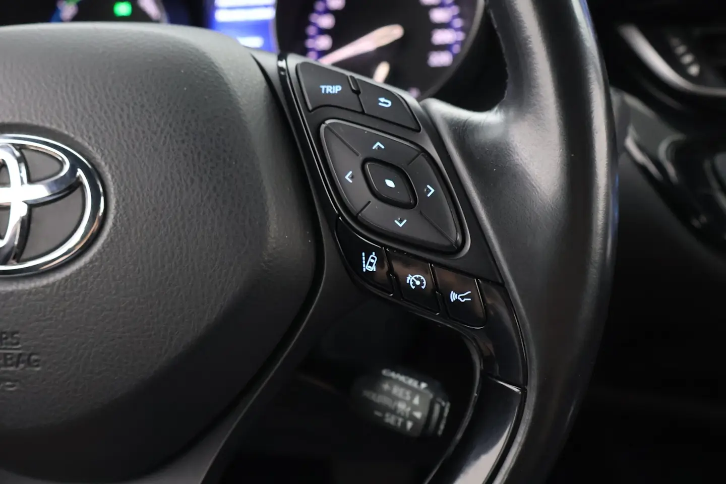 Car Image - 4gf7UgphGT4WCF5SvJP8zS
