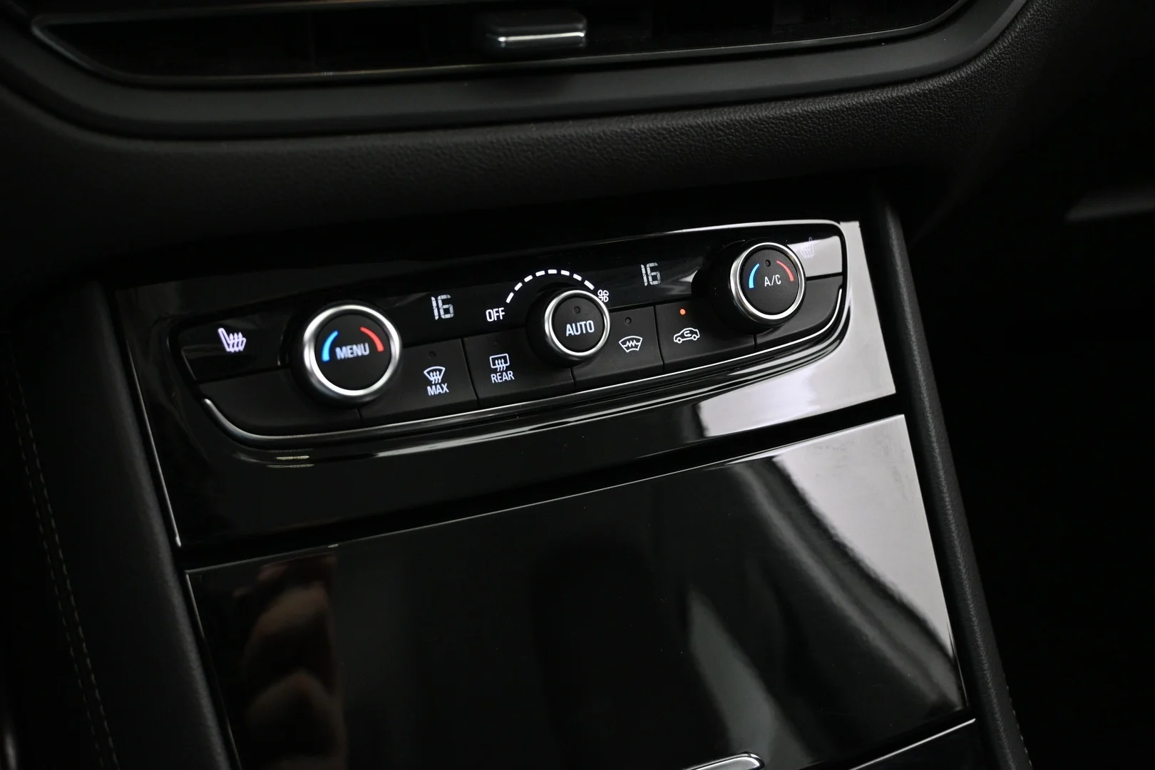 Car Image - 3aAV3CzFKXn978546ojnGV