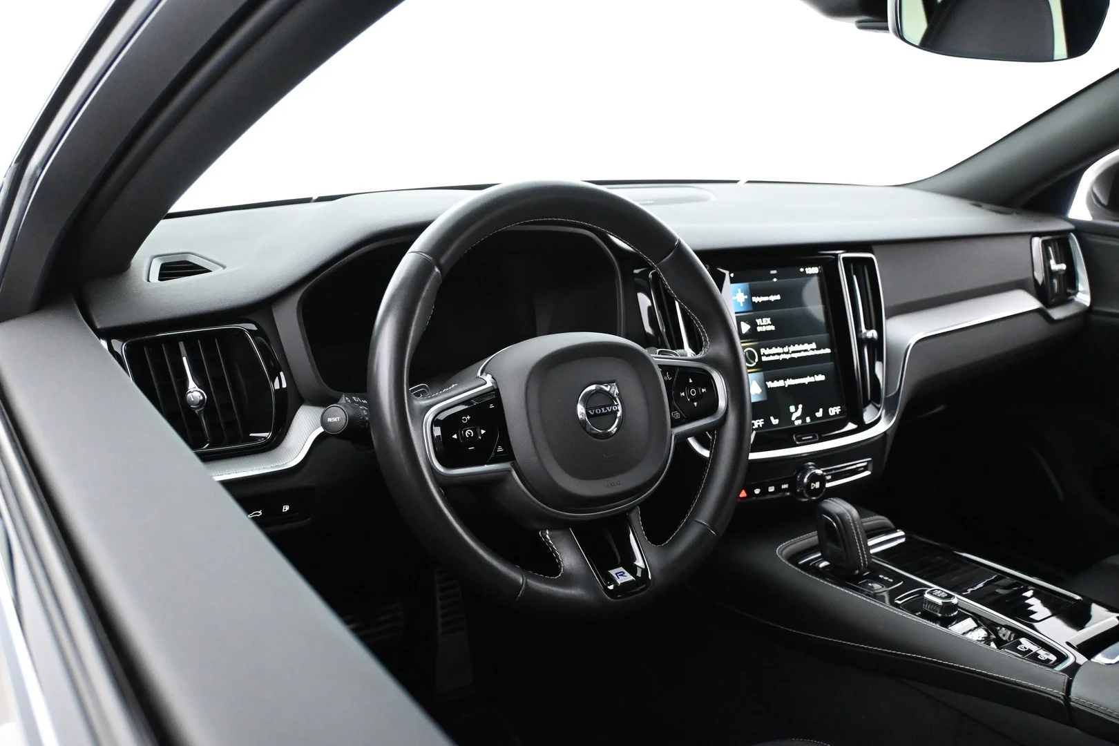 Car Image - 2p3vxSQ9pbt25Zf9tgDiny
