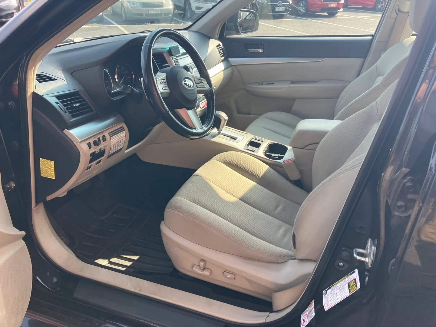 Car Image - 8ivDHKliq2nz15b6m90QE