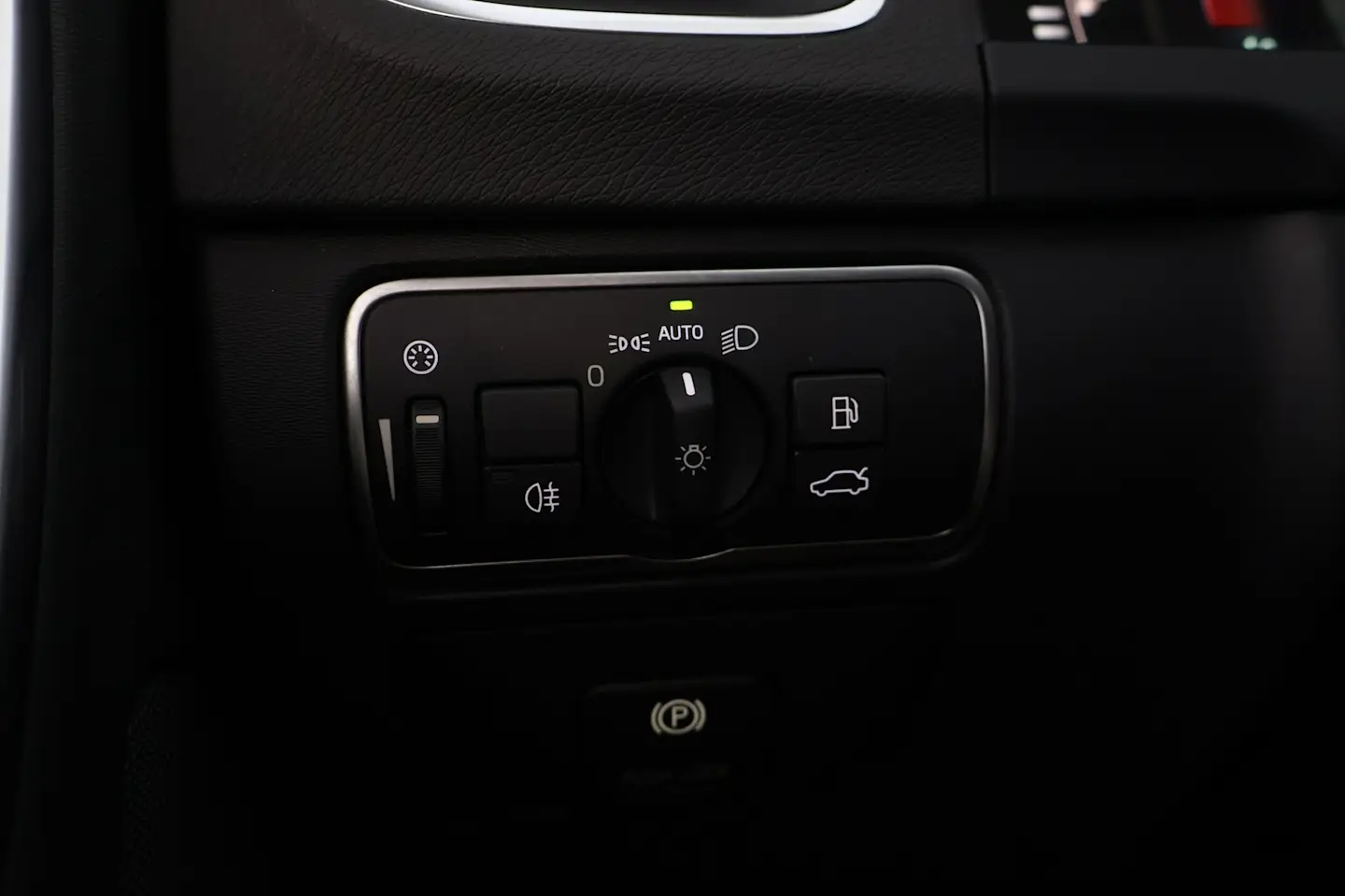 Car Image - 7G6rMI385Ab0PzFtlDr02B