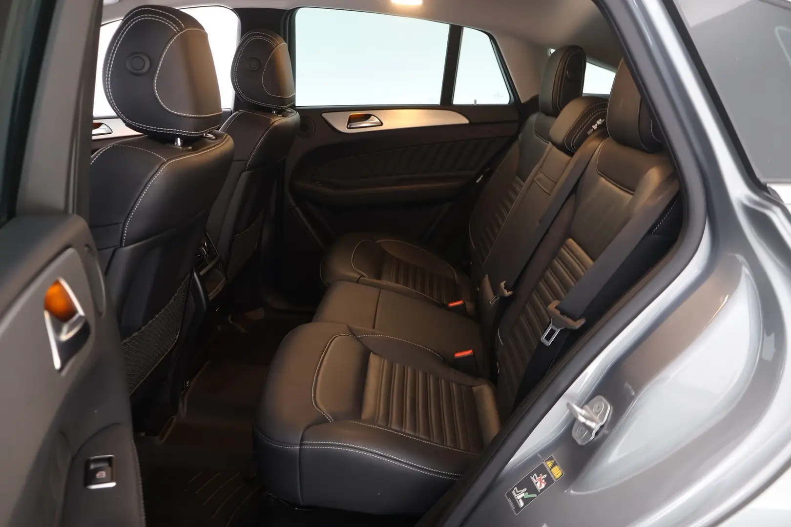 Car Image - MVyB7v0Eo1prirdmDHFDC