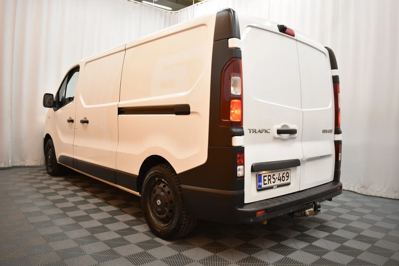 Car Image - 4N3gKASCTFfPAyjPelg7h