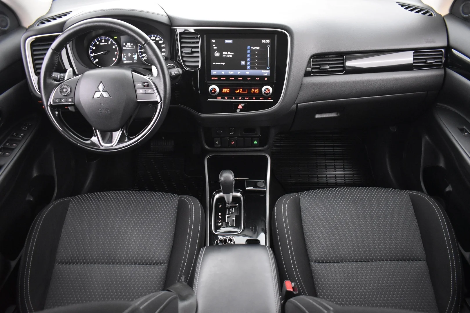 Car Image - Ini5y3pdeMwTstJmik0o6