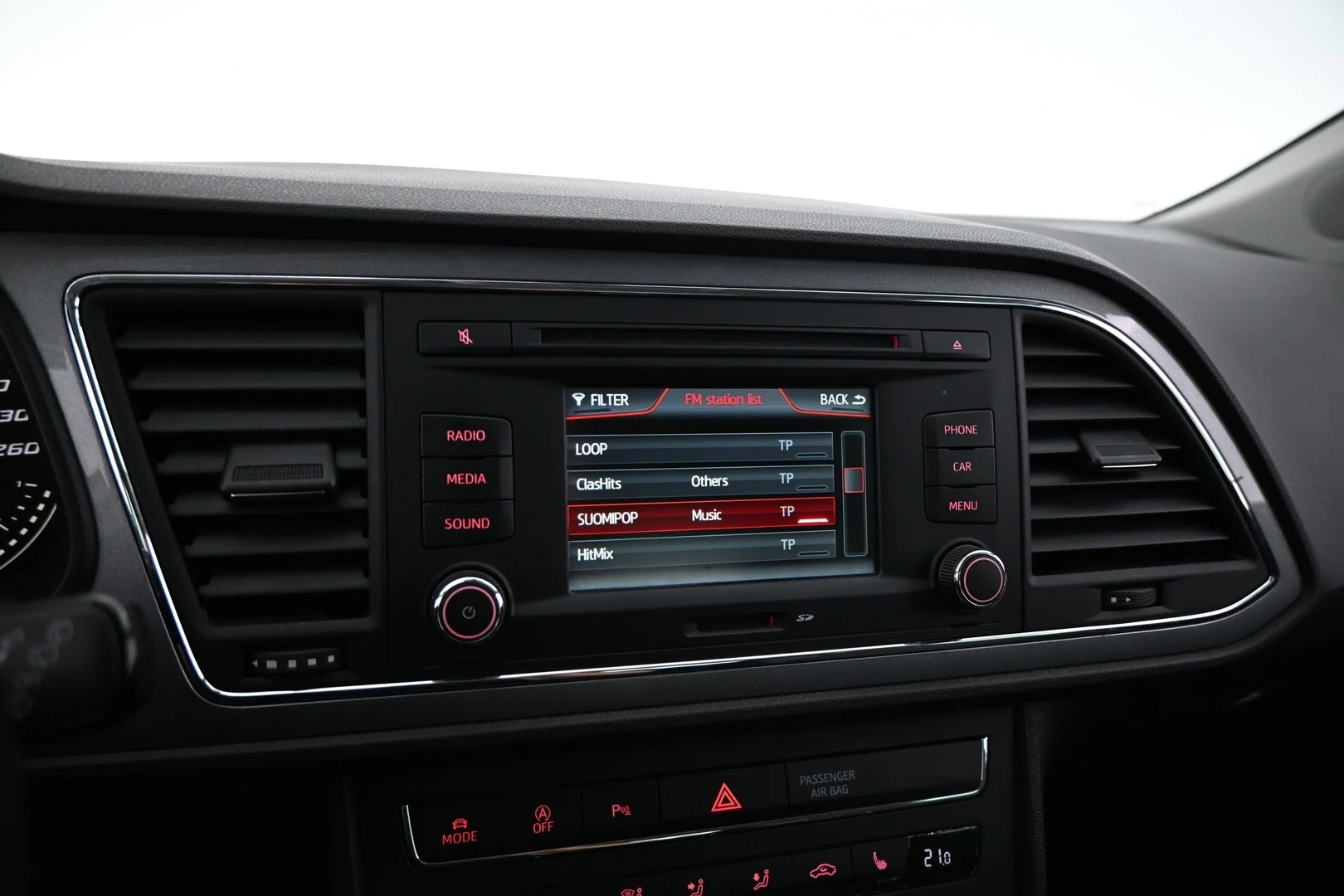 Car Image - NI5k9vGxFcFNLl0Ax0Tgm