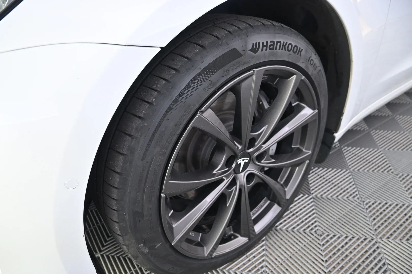 Car Image - 7ivc6IloqeRvjSQp6VKFHR