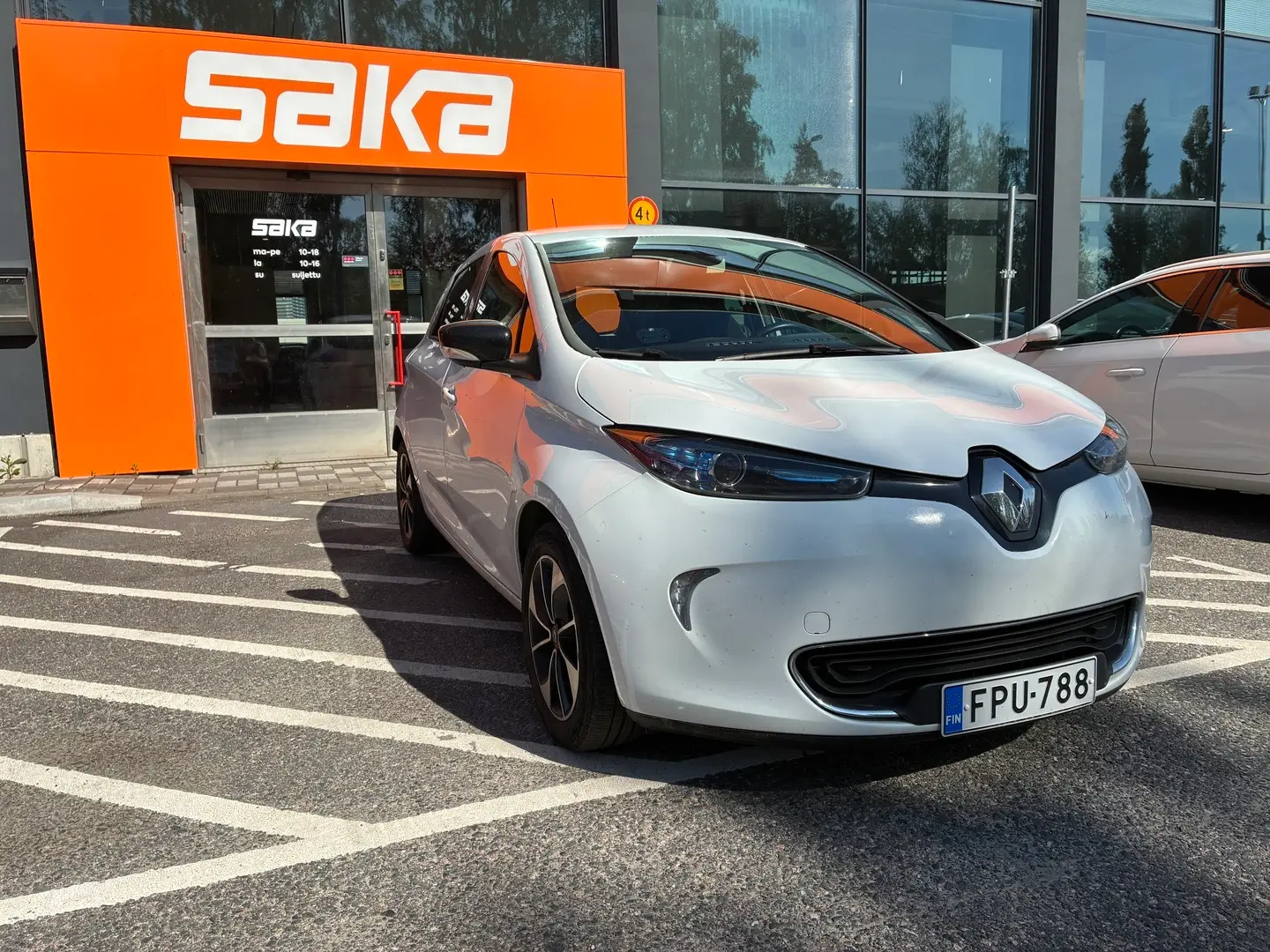 Car Image - 5yCIeAtM6NtqKPCnIhtNA6