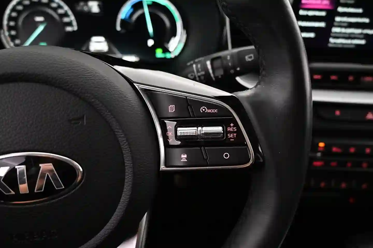 Car Image - 7yTvqjuFoFJ7DMy15JKdUL