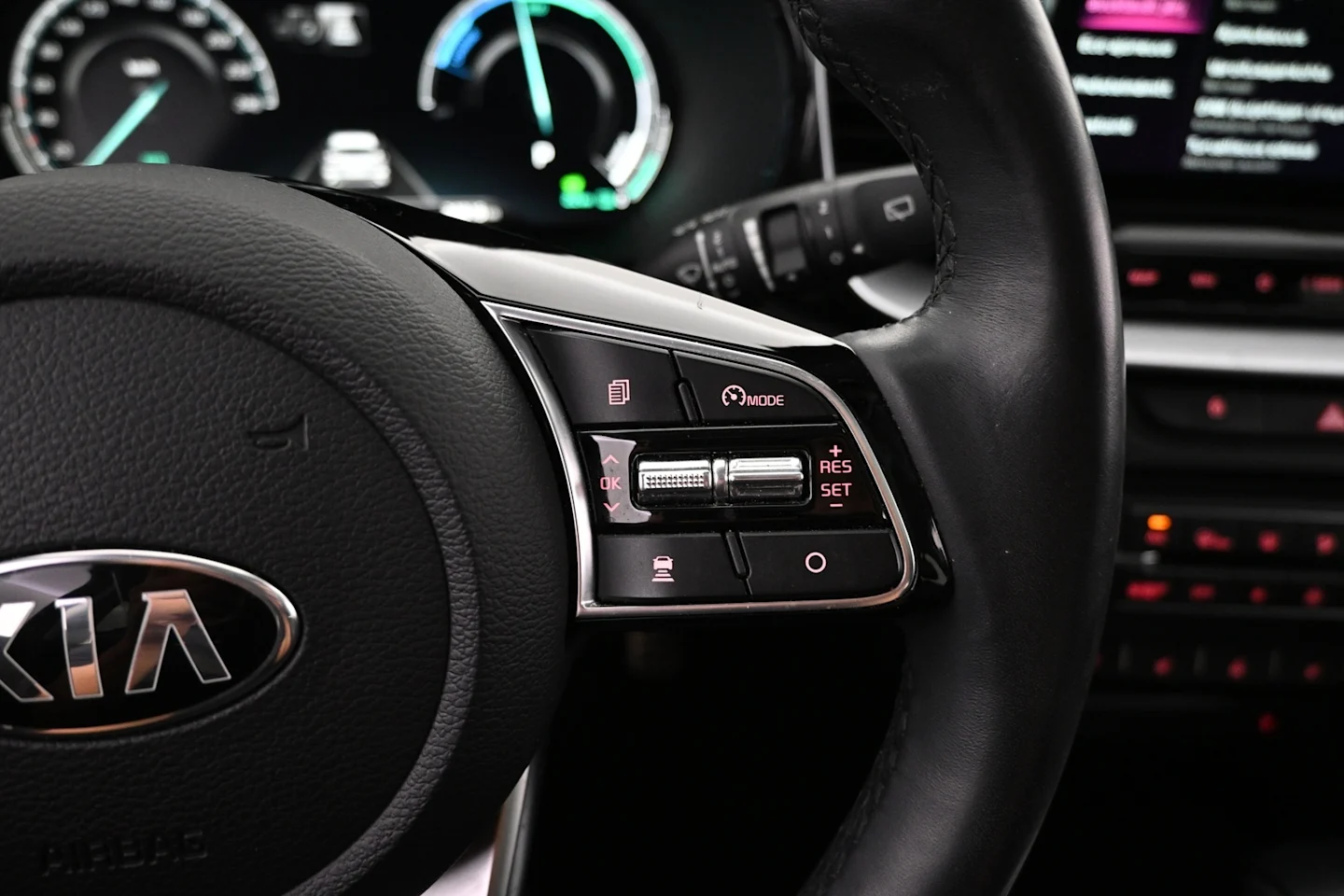 Car Image - 7yTvqjuFoFJ7DMy15JKdUL