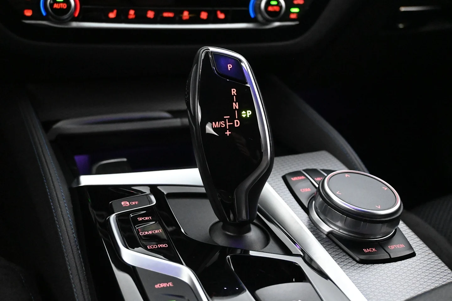 Car Image - 6fJmAJqmklSjMDqw4dto6f