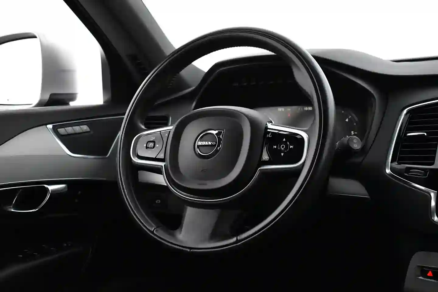 Car Image - tSD9zDIwXDuUO8I19vZbB