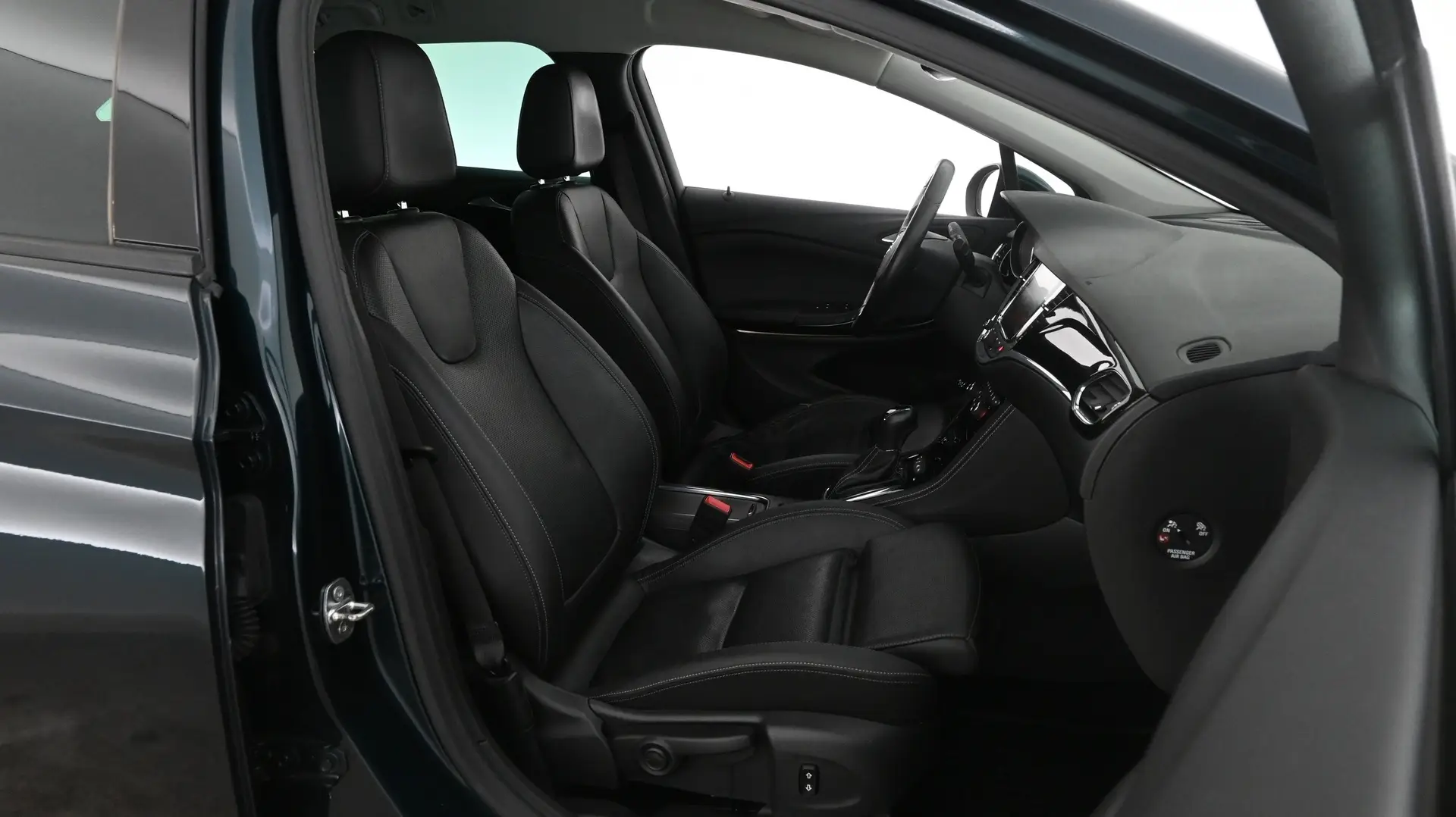 Car Image - 7w1HkwvMwyK6uYMGt5WtCa