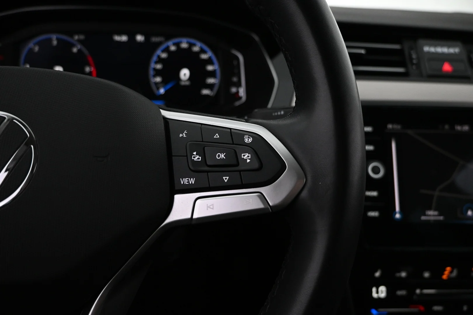 Car Image - 7zaZpTAXNdEhu8FVYvxFL0