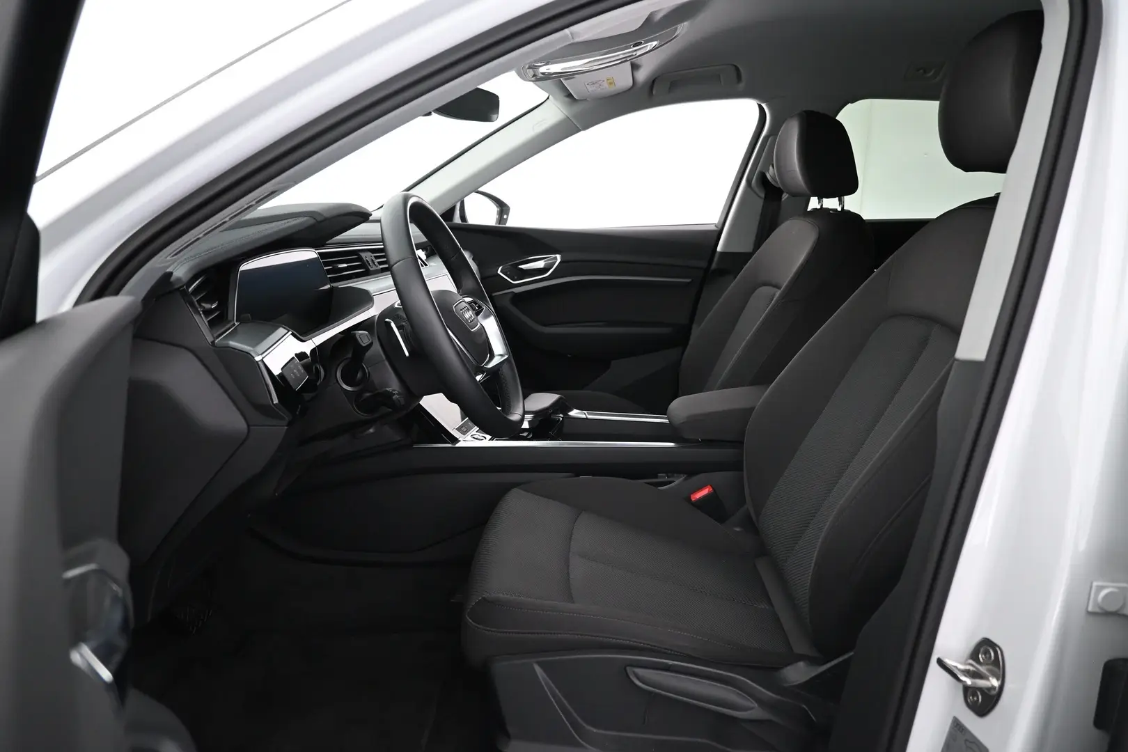 Car Image - 0cIK9AyctBKVLUmVHoLGu