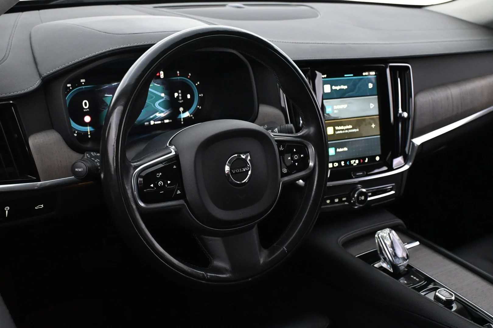 Car Image - 4xaQBJMt9sqErWu7xChVJl