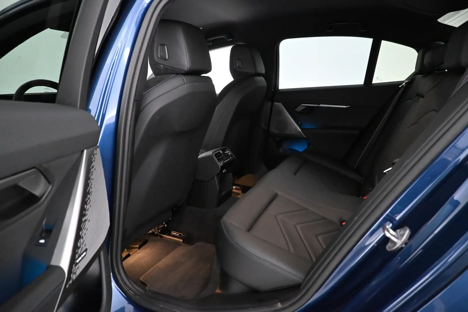 Car Image - 3aDDsRLO4cHb4KjqKOoLMN
