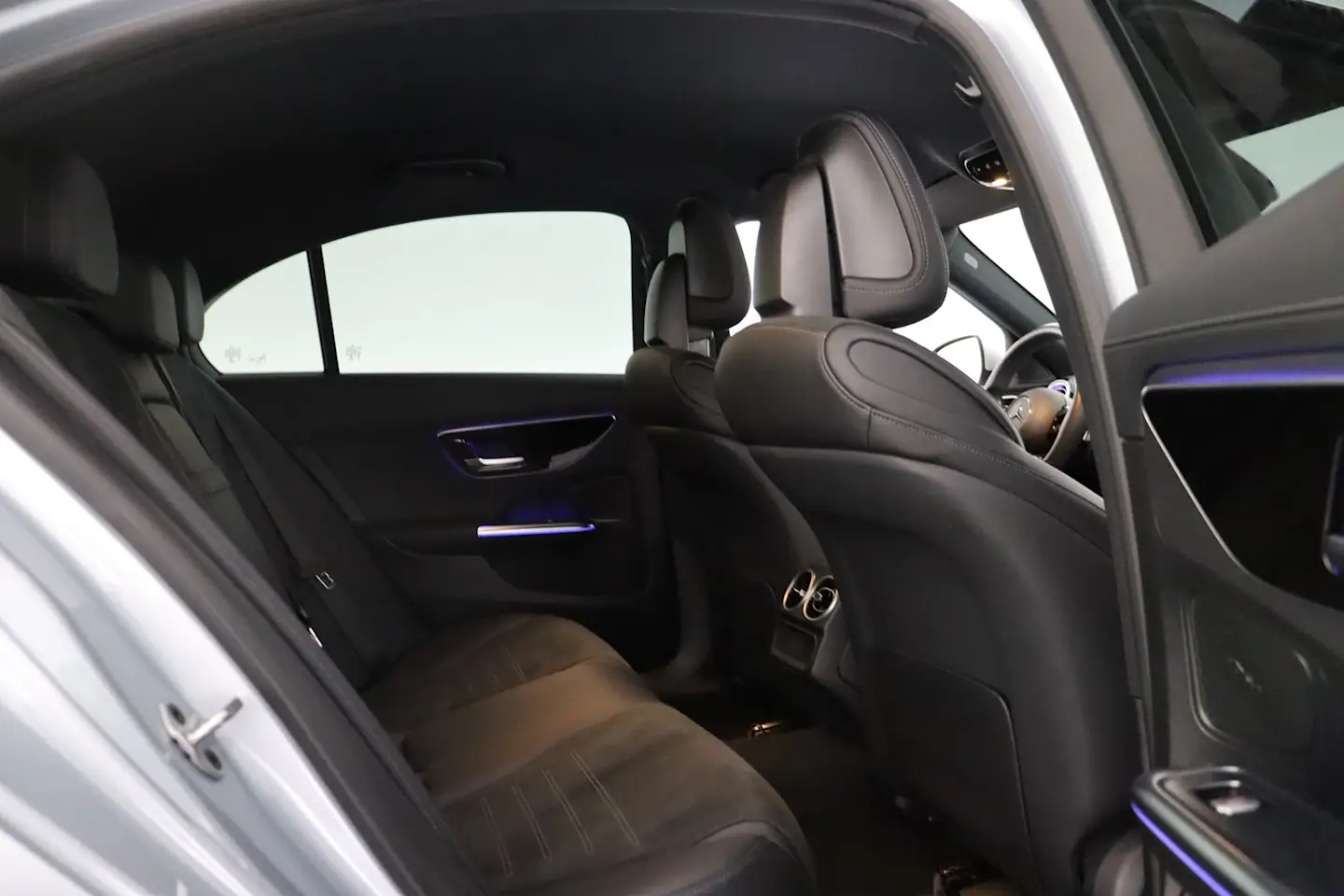 Car Image - 6w2k9fdJyBf8zyCuPbhLP0