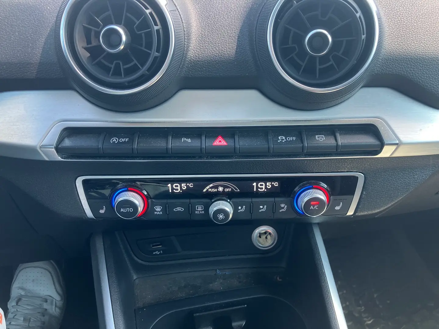 Car Image - 4hEF0fK03Xqh0FkuC5d0xP