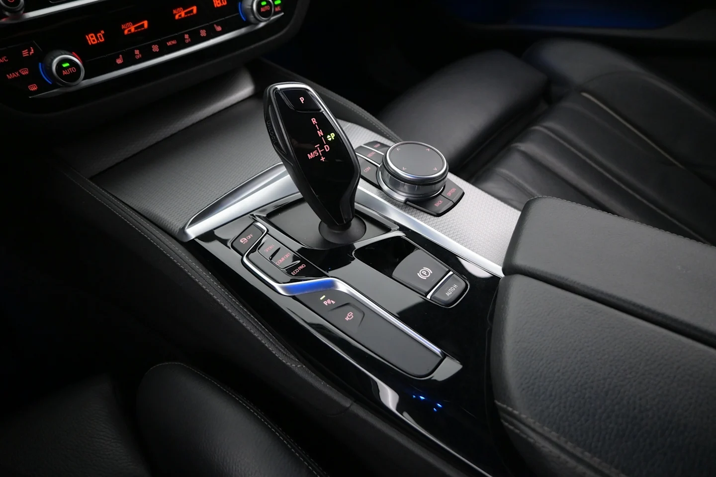 Car Image - 2cstSpAzBwdTJZjz5NxGnB