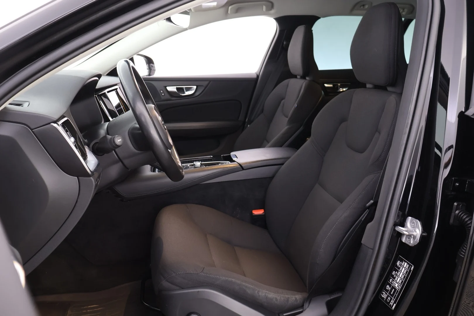 Car Image - svuKXvD721TefXCdGrN9N