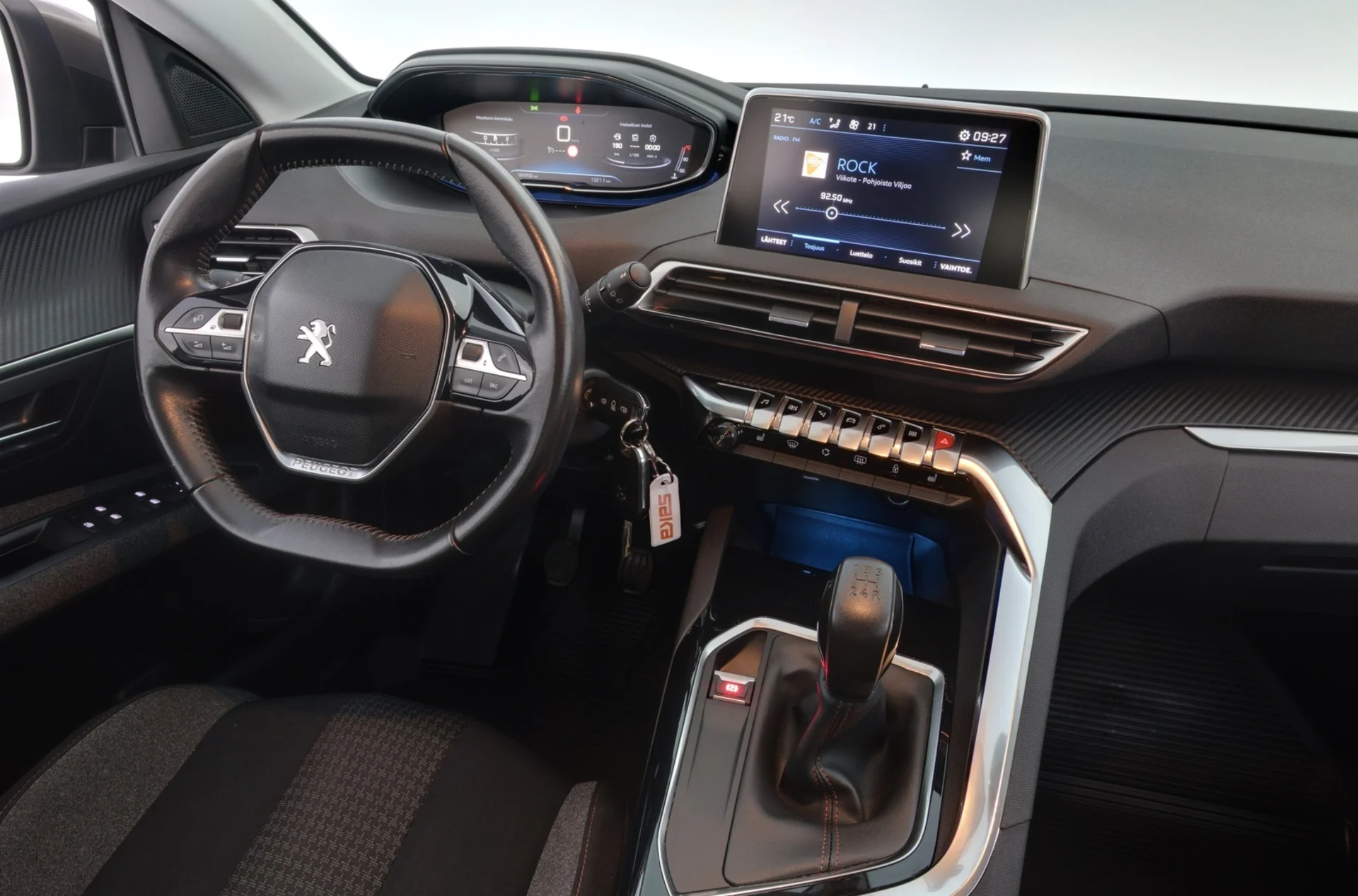 Car Image - 10R9JAeK5ljbLPHDAaTBMU