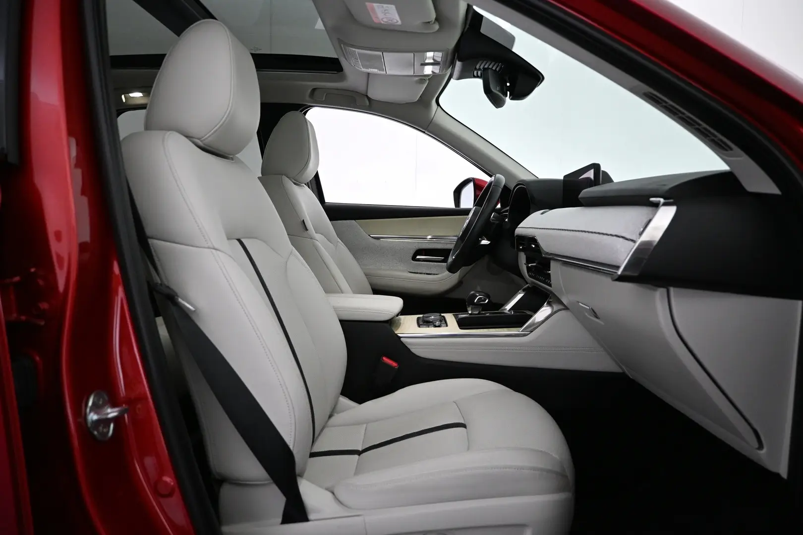Car Image - 415k93ppJLnUXpI9oYpGvs