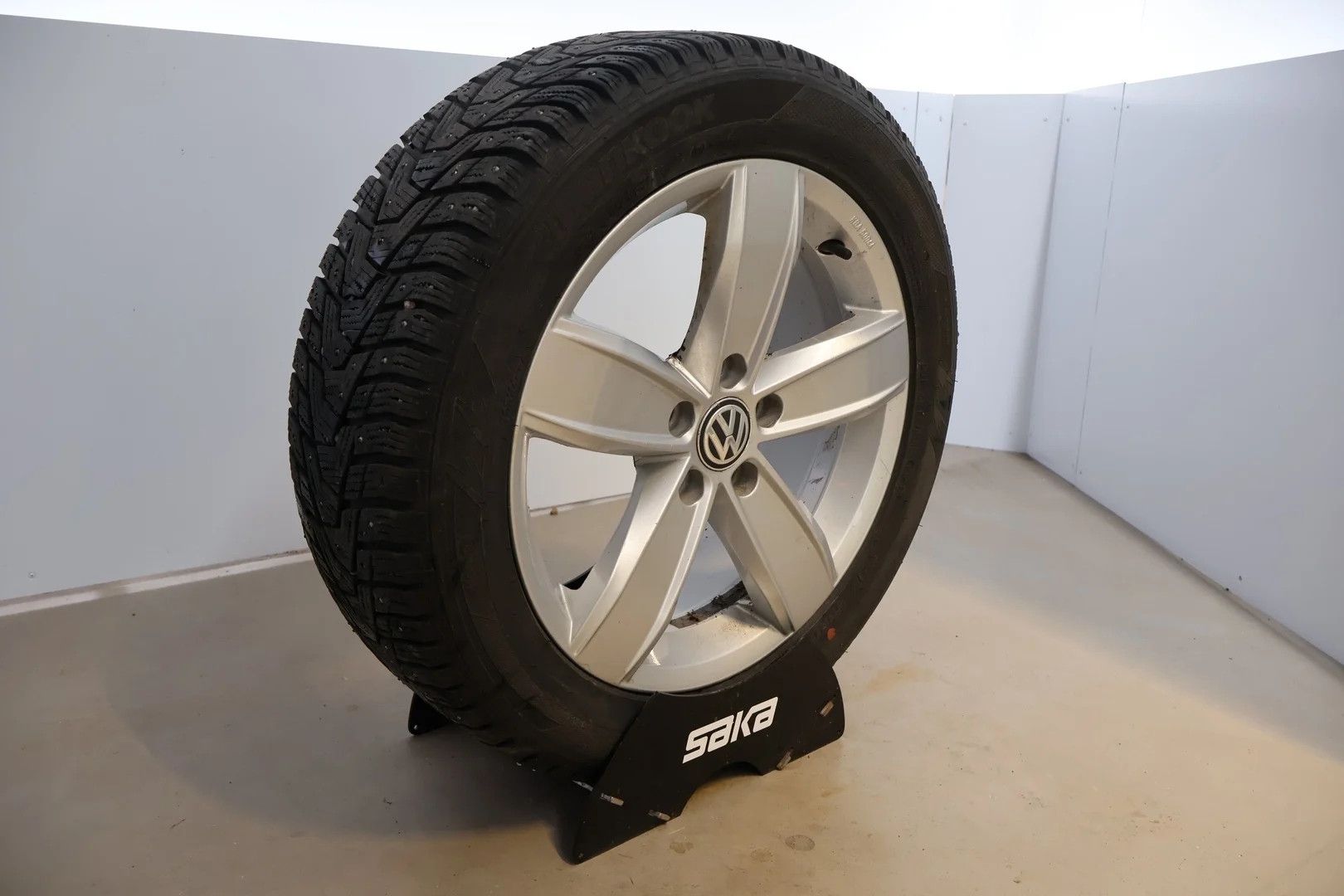 Car Image - 4Fv84qiy65aHX3OS2mg0K3