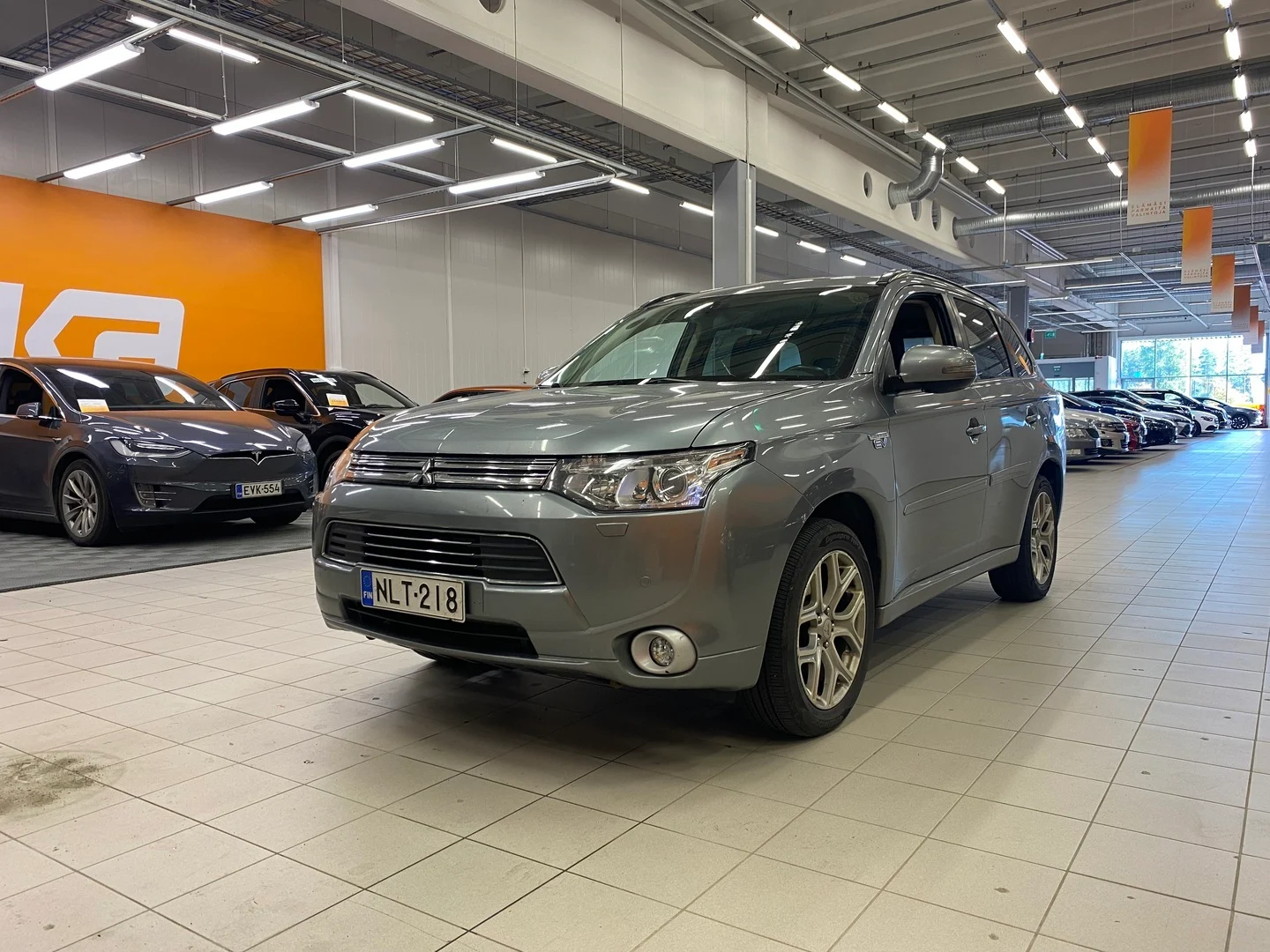 Car Image - 2IoT1PhD5C6EhNiUlXQgkq
