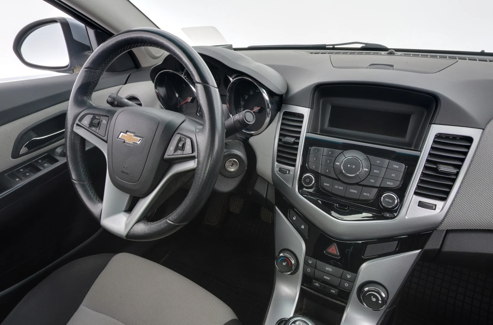 Car Image - 6ARKkrgXQXYuXOuwxKs0eU