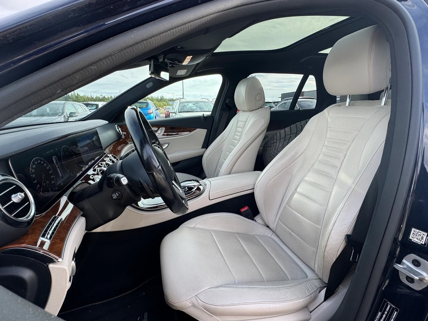Car Image - 4Z1RplYqtInSv2VLqeYtYj