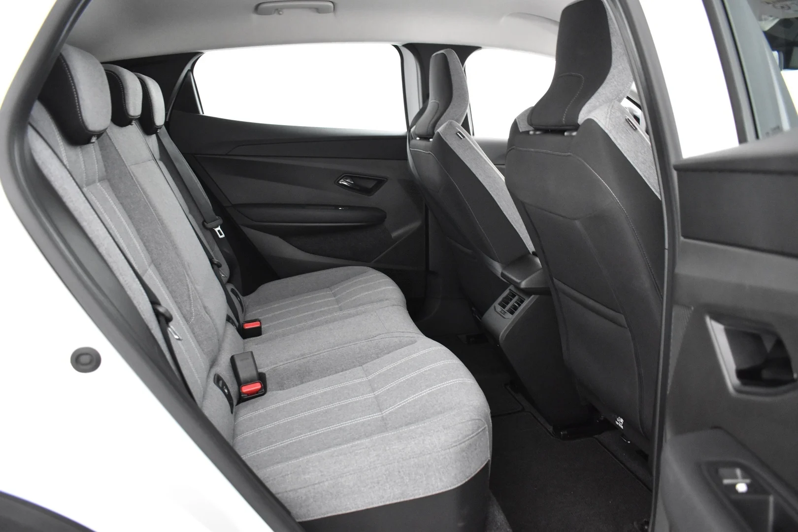 Car Image - 4MaXrtwDAXXgr5QXqnCwvS
