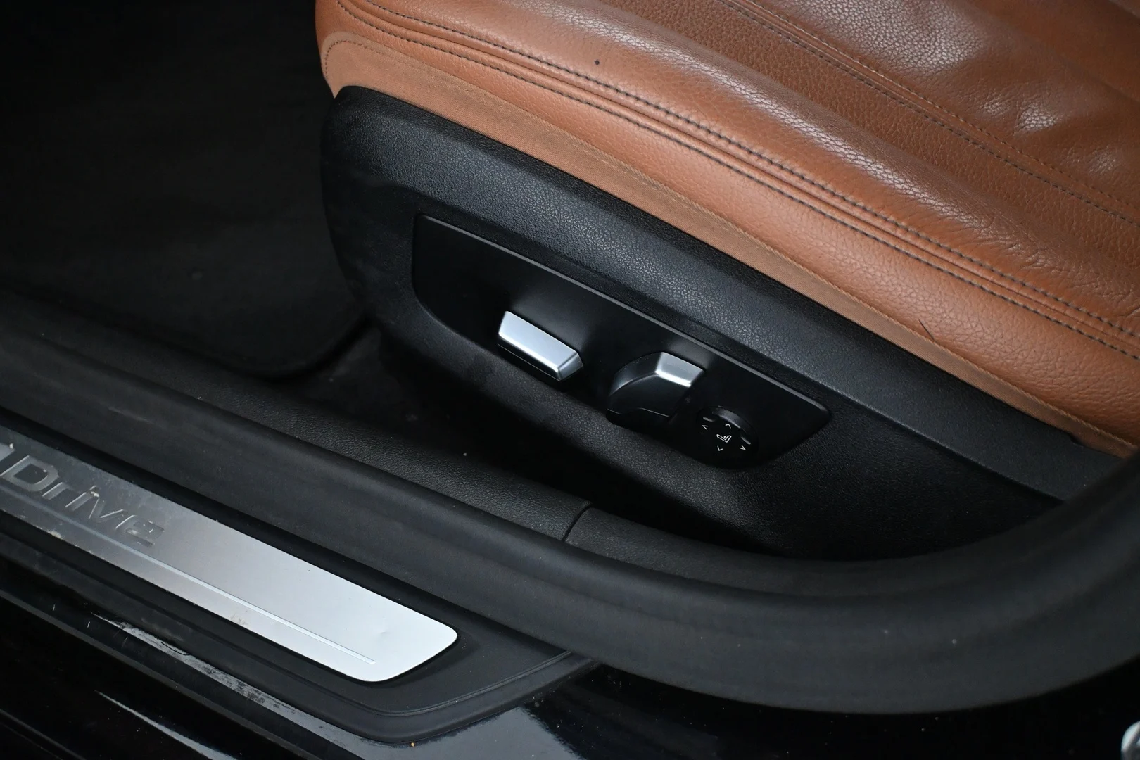 Car Image - 1269UeUG9h8MZwTUeCMWit