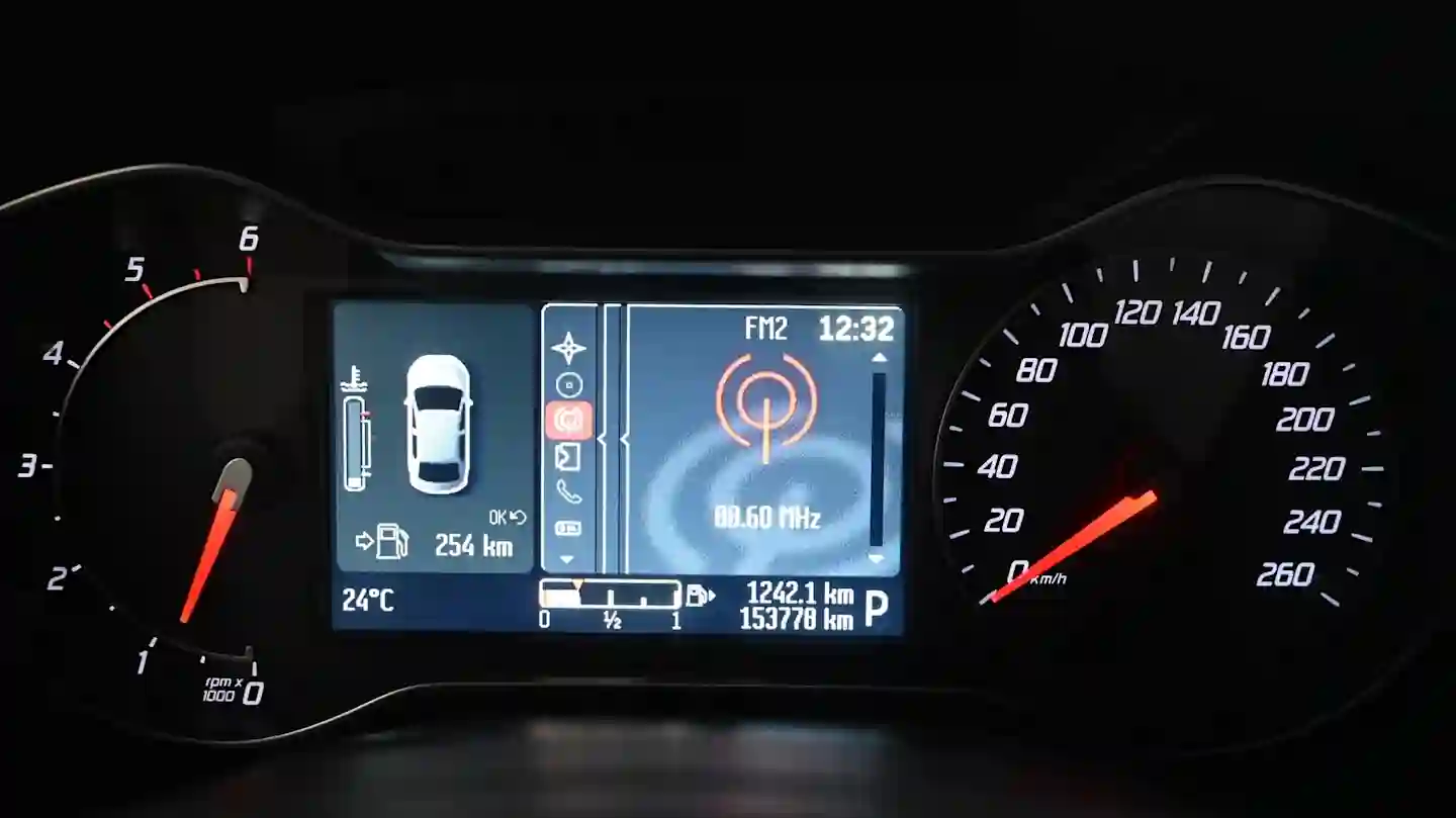 Car Image - 6hsbLo7OHX3ni595L4VIBW