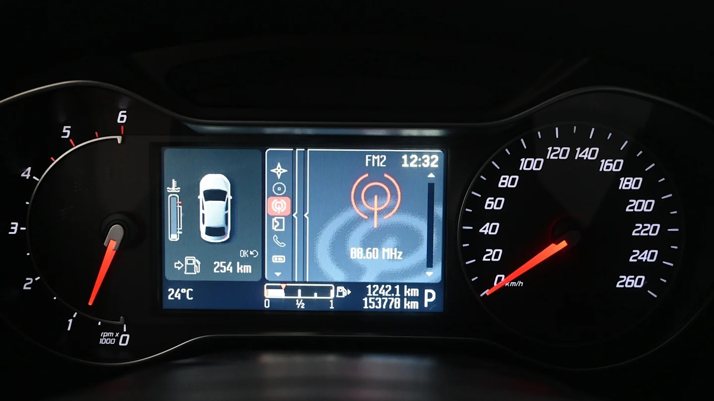 Car Image - 6hsbLo7OHX3ni595L4VIBW