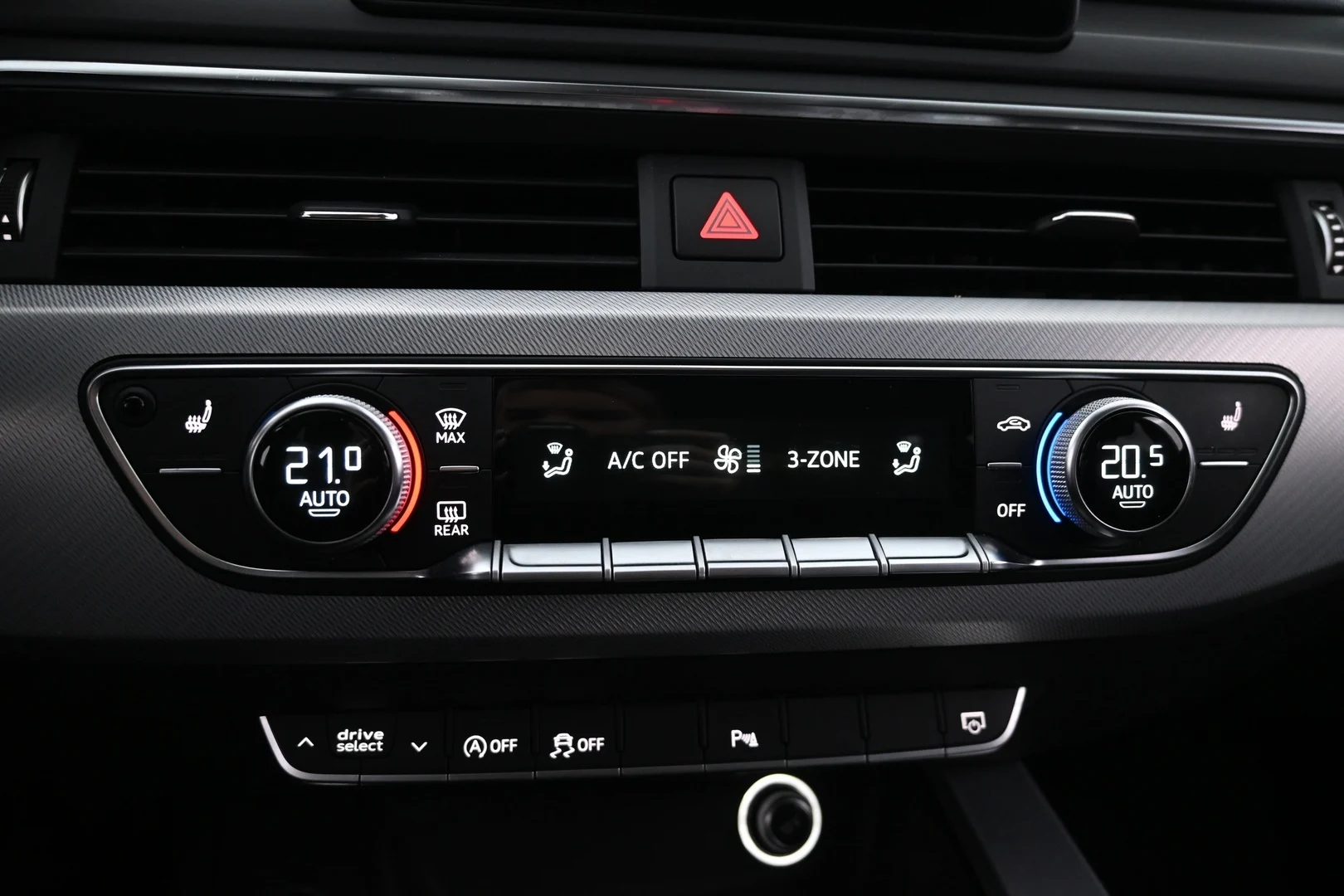 Car Image - JweUCngmssv9kn5asSLEC
