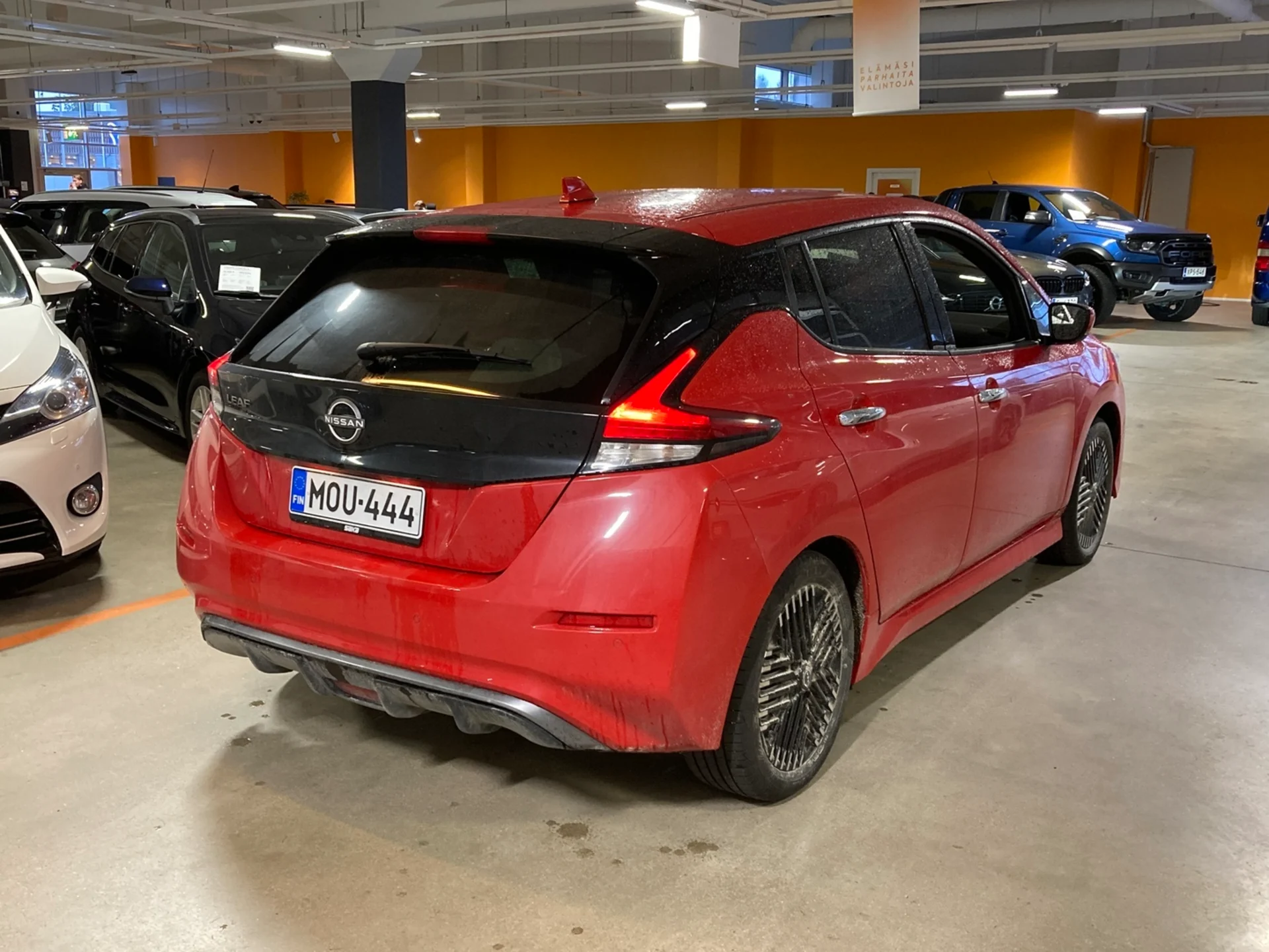 Car Image - 1kbbZ3wN9alW9X3cZQQL1T