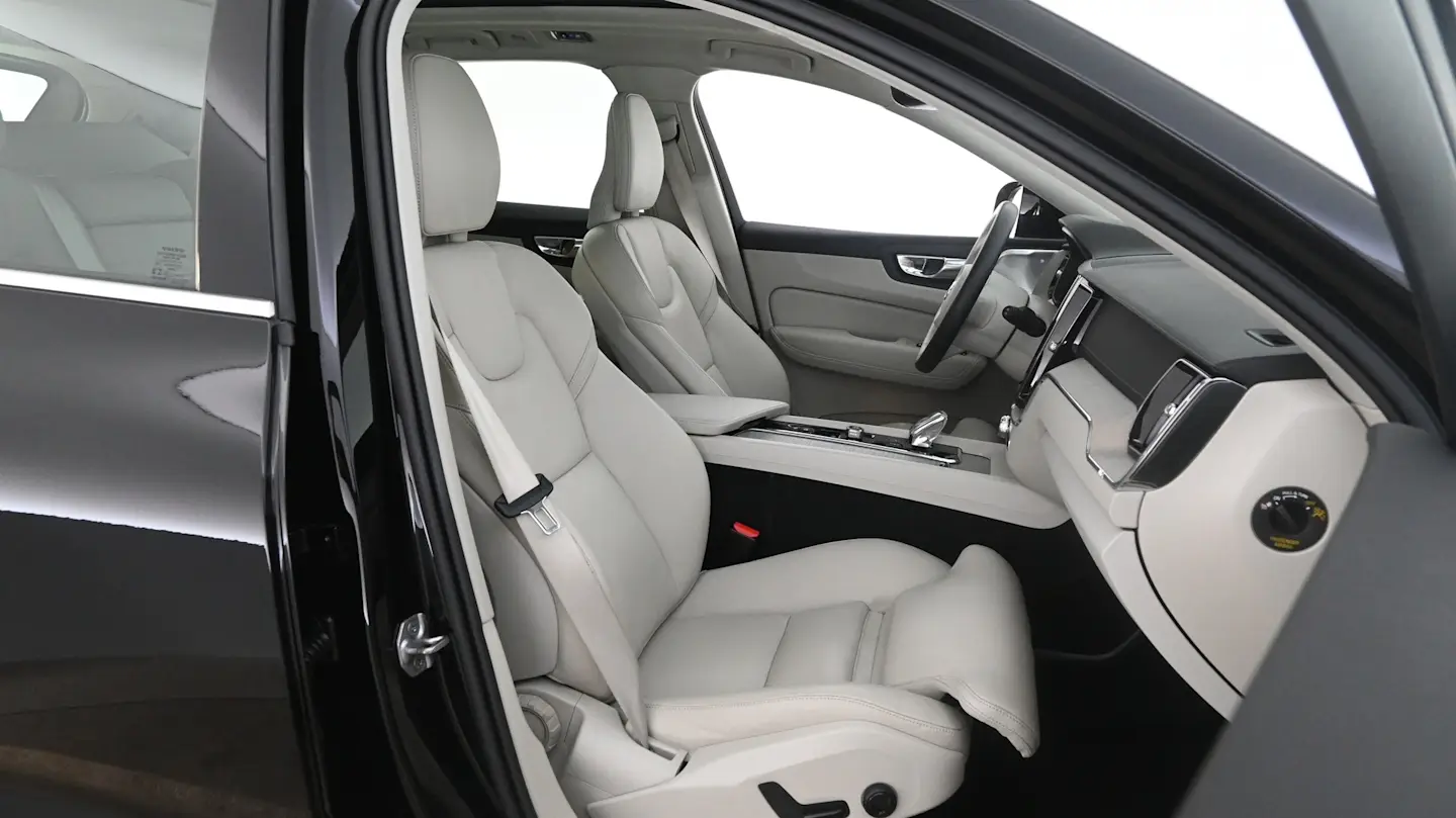 Car Image - 7Iz5fixtiP8Q3996VN07Yt