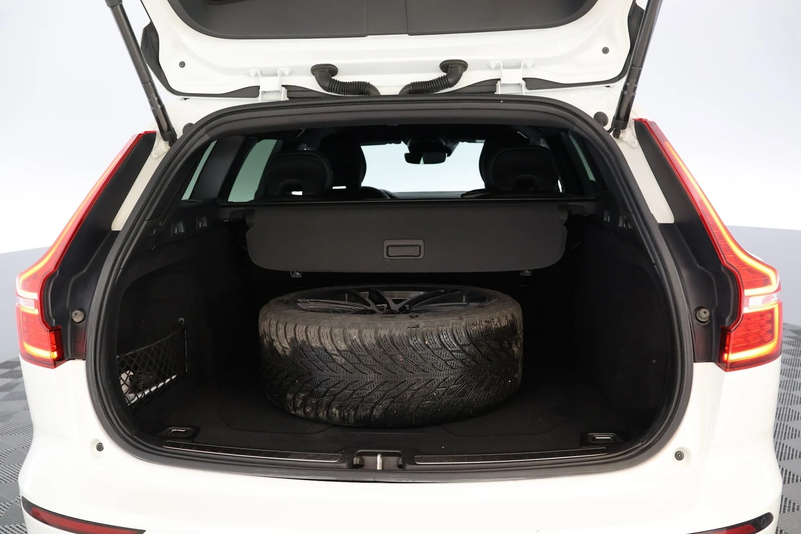 Car Image - 4OCbS3Rv59D52sf8o4OW62