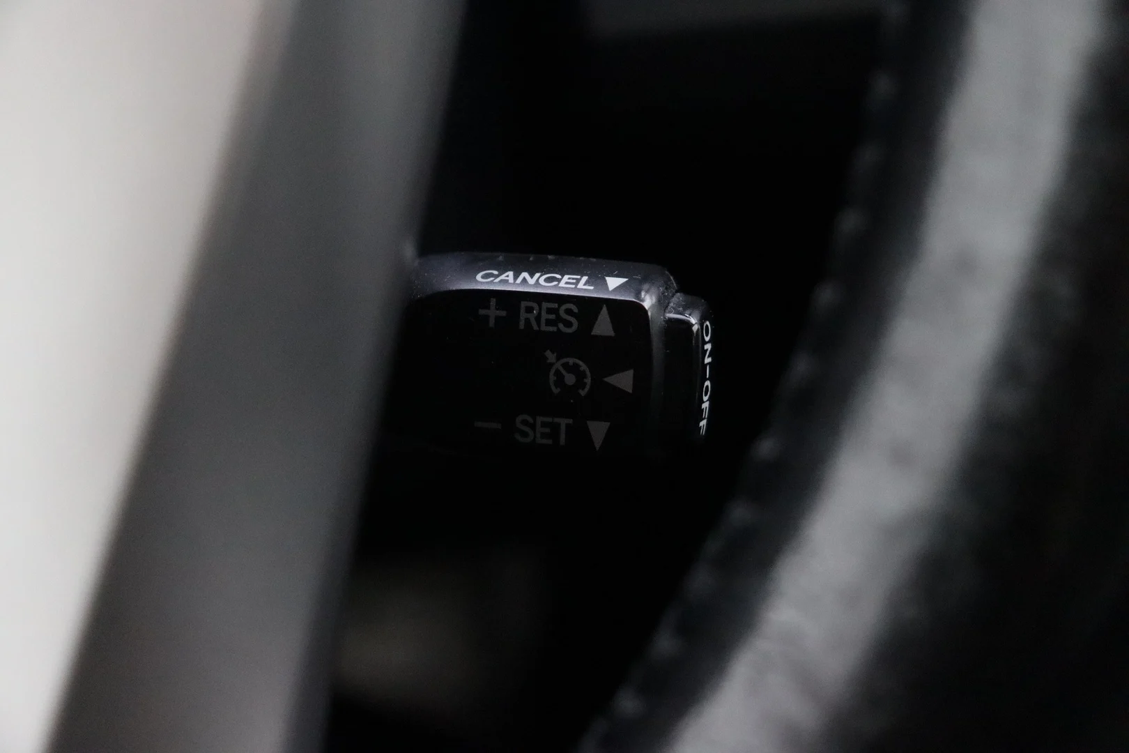 Car Image - 5U6mPVXcgkEld0PyLivTY5